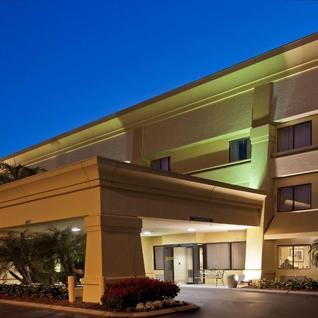 מלון Mango La Quinta By Wyndham Tampa Fairgrounds - Casino מראה חיצוני תמונה