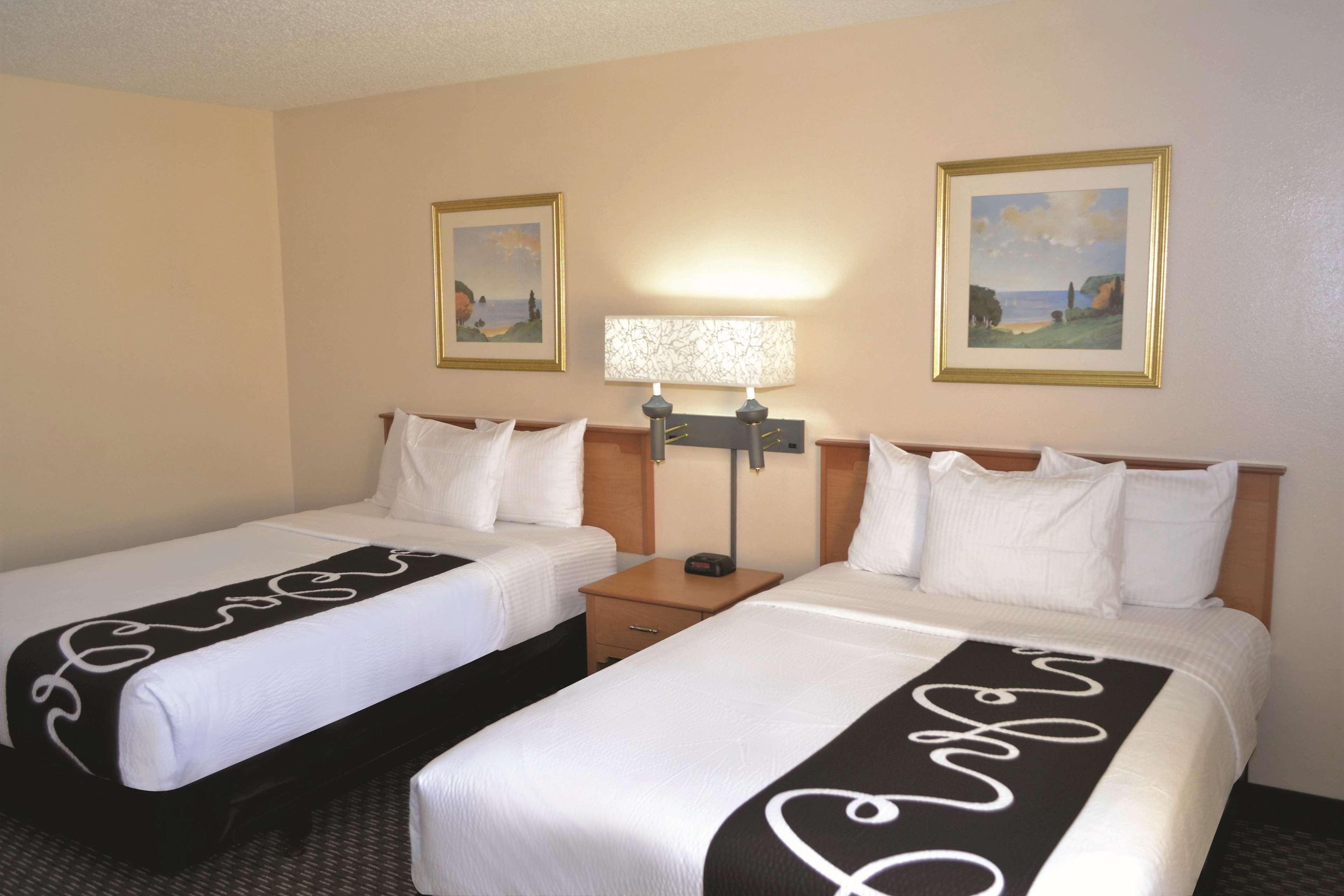 מלון Mango La Quinta By Wyndham Tampa Fairgrounds - Casino מראה חיצוני תמונה