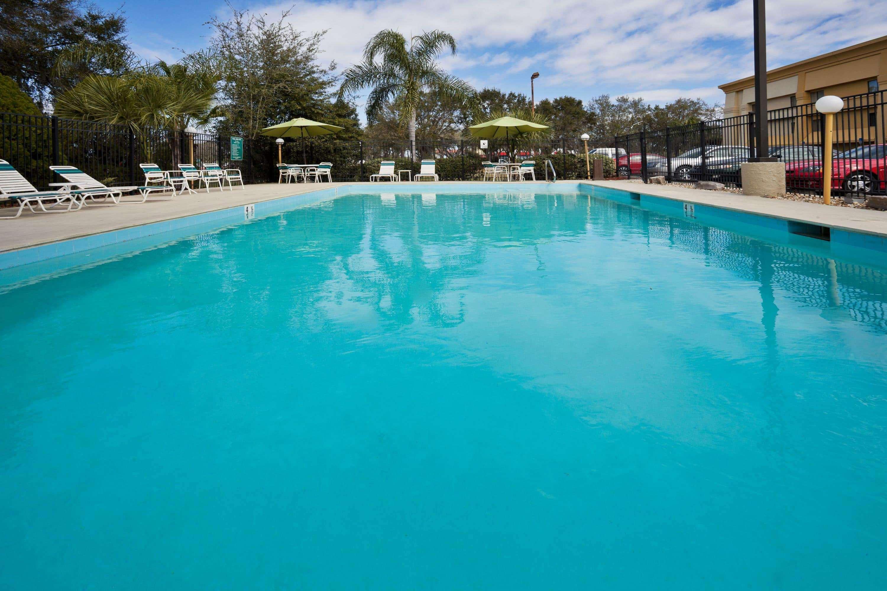 מלון Mango La Quinta By Wyndham Tampa Fairgrounds - Casino מראה חיצוני תמונה