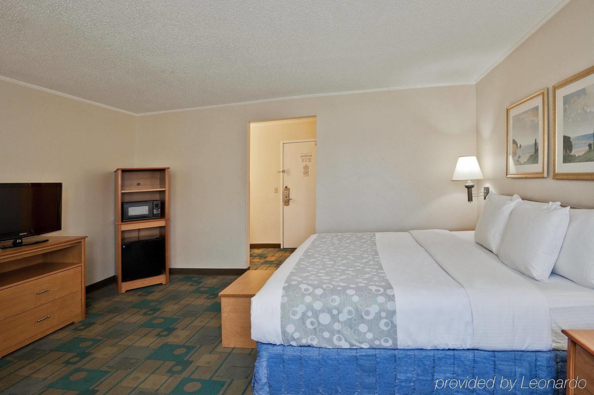 מלון Mango La Quinta By Wyndham Tampa Fairgrounds - Casino מראה חיצוני תמונה