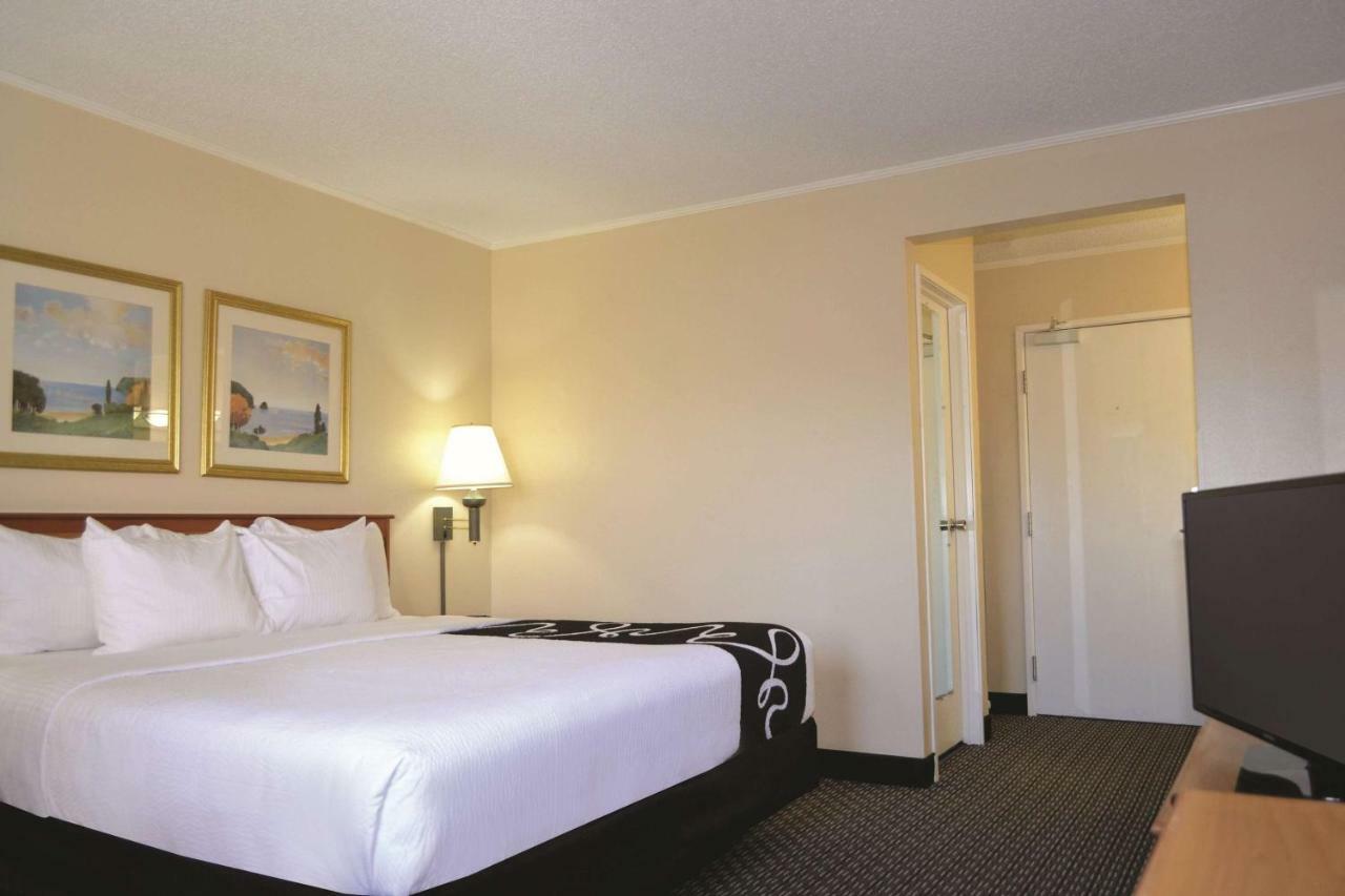מלון Mango La Quinta By Wyndham Tampa Fairgrounds - Casino מראה חיצוני תמונה